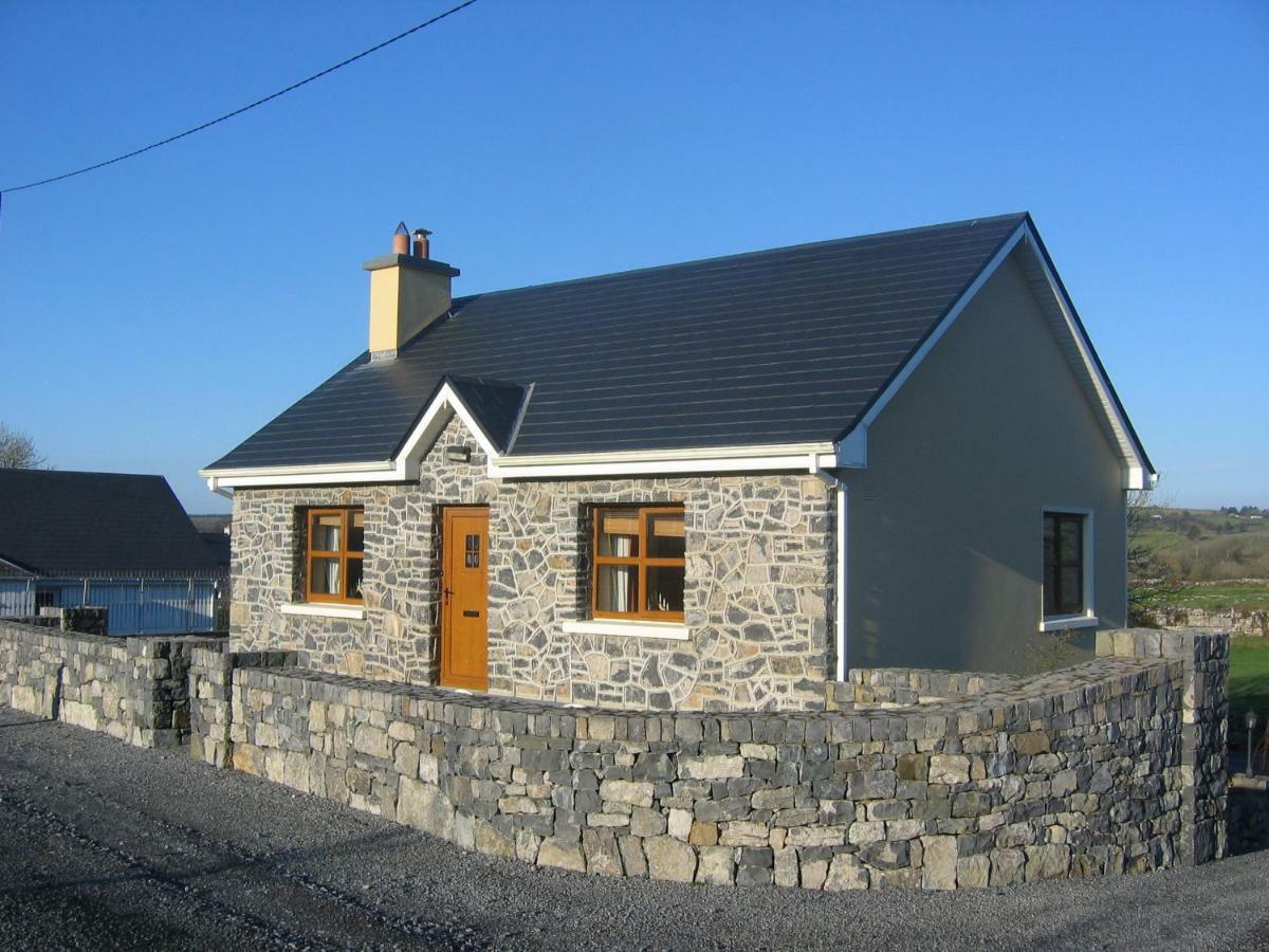 Roadside Cottage The Burren Kilfenora County Clare Екстериор снимка